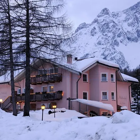 Otel Bad Moos Dependance Mühlenhof 3*